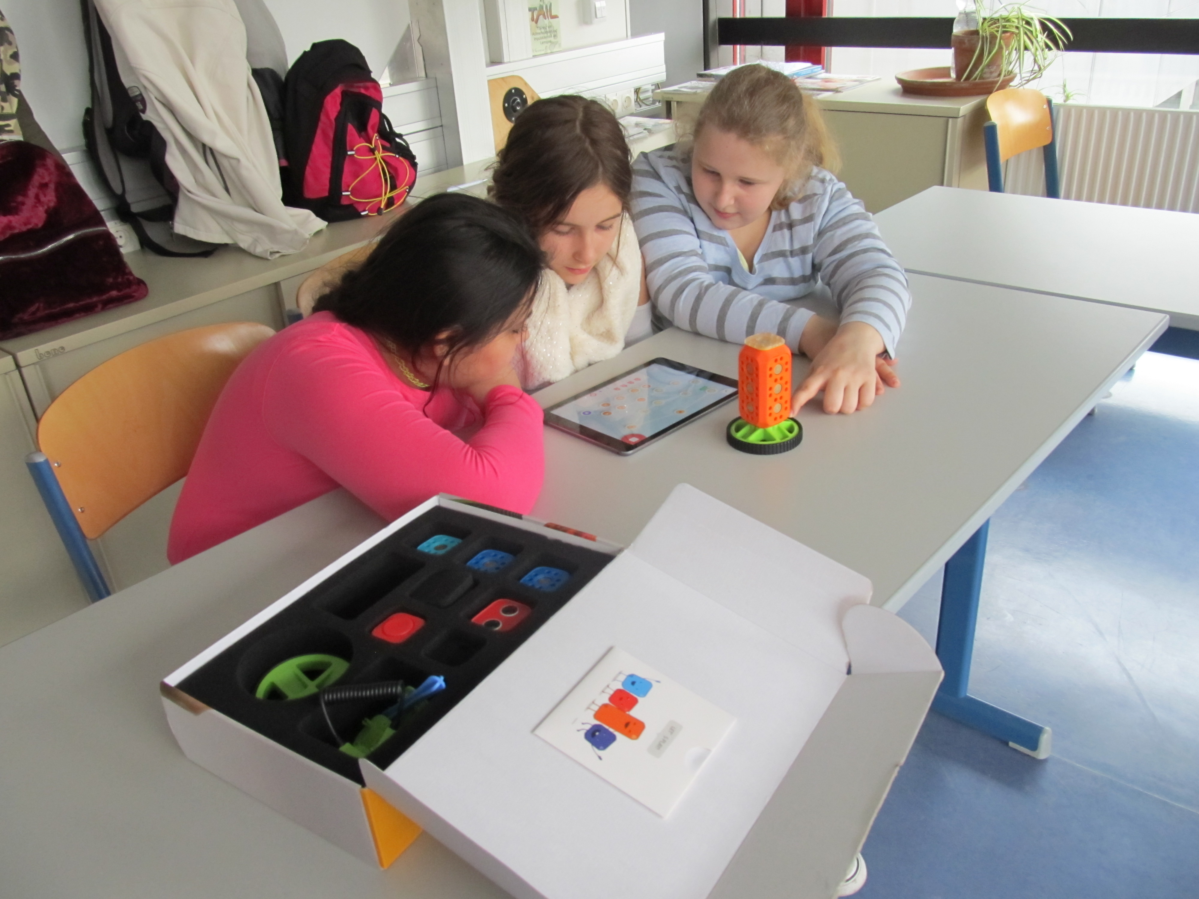 RoboFIT Robo Wunderkind Workshop VS Kunterbunt Halirschgasse